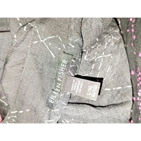 Eileen Fisher Black Geometric Kaftan open sz L/XL Witchy gothcore Silk top - Picture 3 of 4